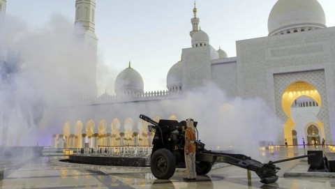 В месяц Рамадан в ОАЭ сокращается рабочий день