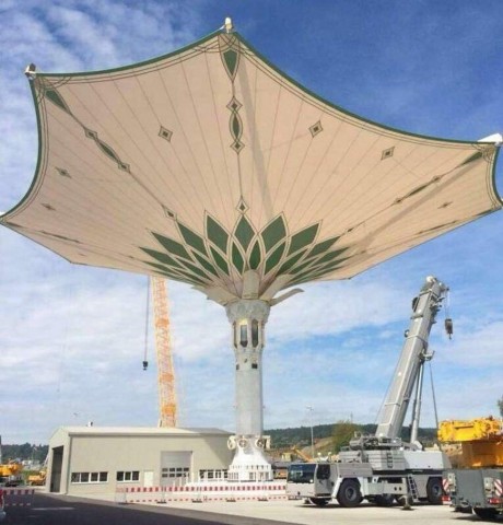 Самый большой зонт в мире будет установлен на территории мечети Аль-Харам