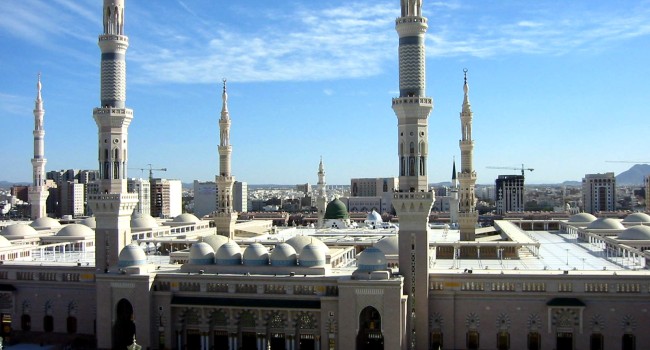 В мечети аль-Харам будут проходить проверку на коронавирус