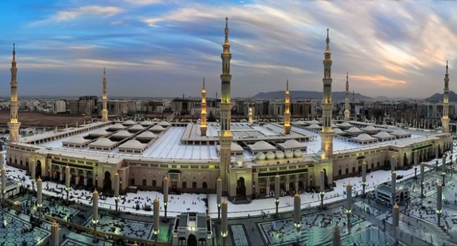Намаз в мечети Пророка