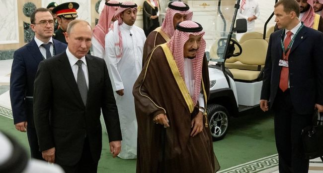 Россия и Саудовская Аравия пришли к соглашению об упрощении процедуры выдачи виз