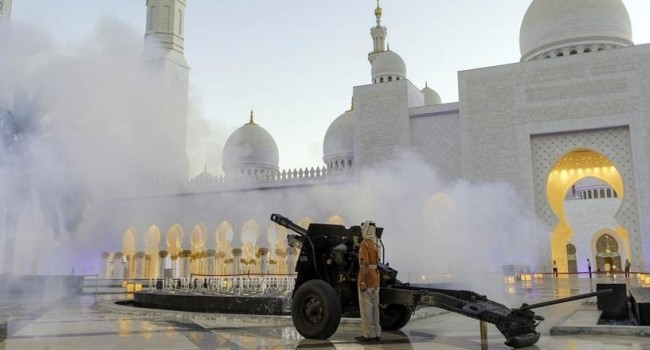 В месяц Рамадан в ОАЭ сокращается рабочий день